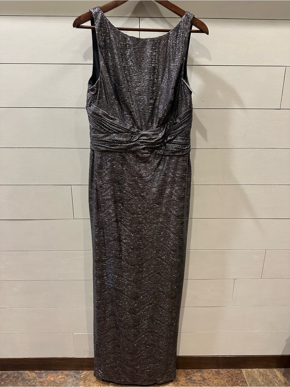 Ralph Lauren Women’s Silver Crinkle Long Dress- size 14